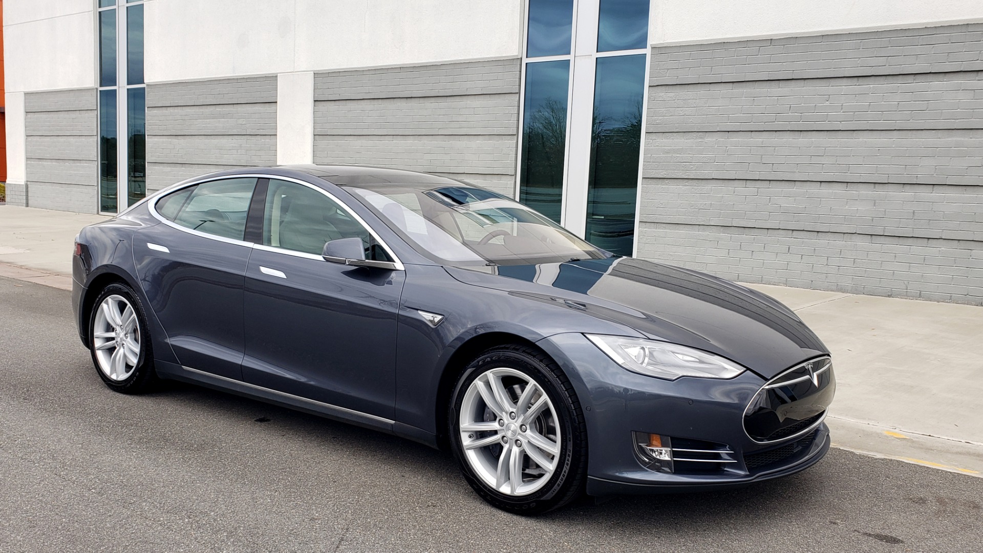 Used Silver 2014 Tesla Model S 4dr Sdn 60 kWh Battery for sale