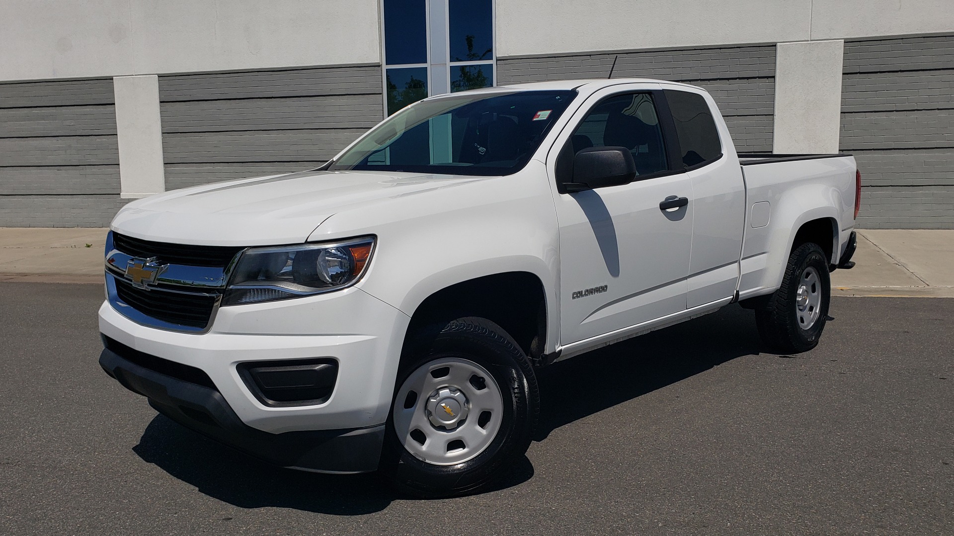 Used 2016 Chevrolet COLORADO 2WD WT / EXT CAB / 128.3 WB / 4CYL / 6