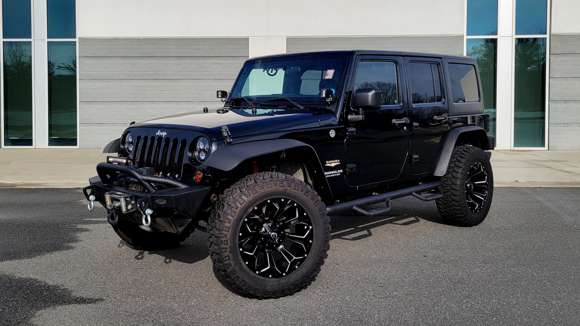 Used 2011 Jeep WRANGLER UNLIMITED SAHARA 4X4 / 3.8L V6 / 4-SPD AUTO ...