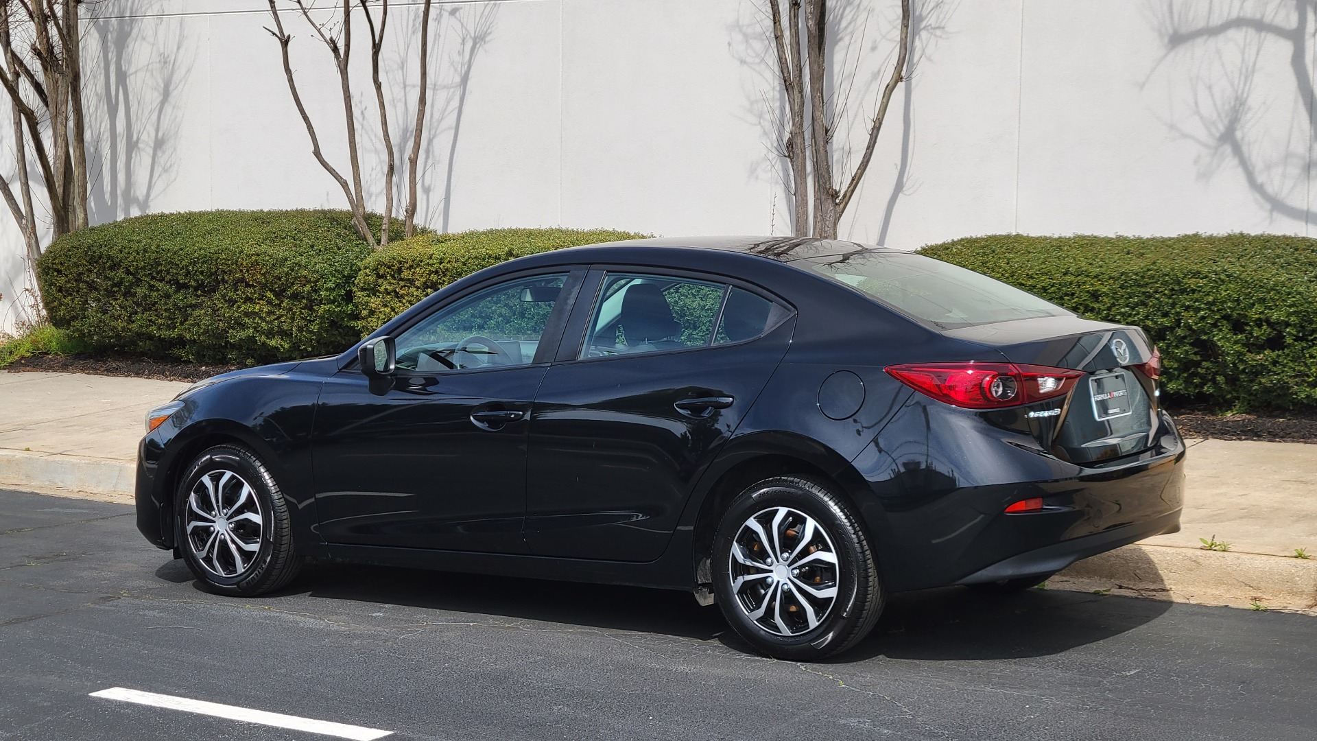 Used 2017 Mazda MAZDA3 SPORT SEDAN / 2.0L I4 / 6-SPD AUTO / AIR COND ...