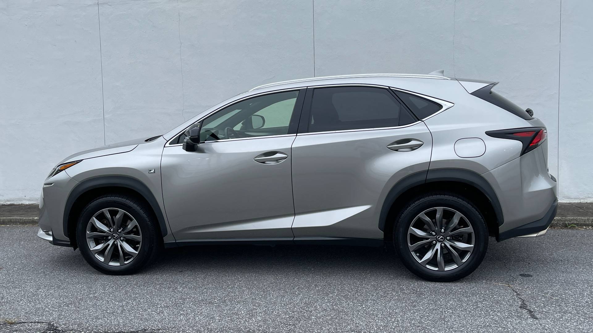 Used 2016 Lexus NX 200T F SPORT / 2.0L TURBO / 6-SPD AUTO / LEATHER ...