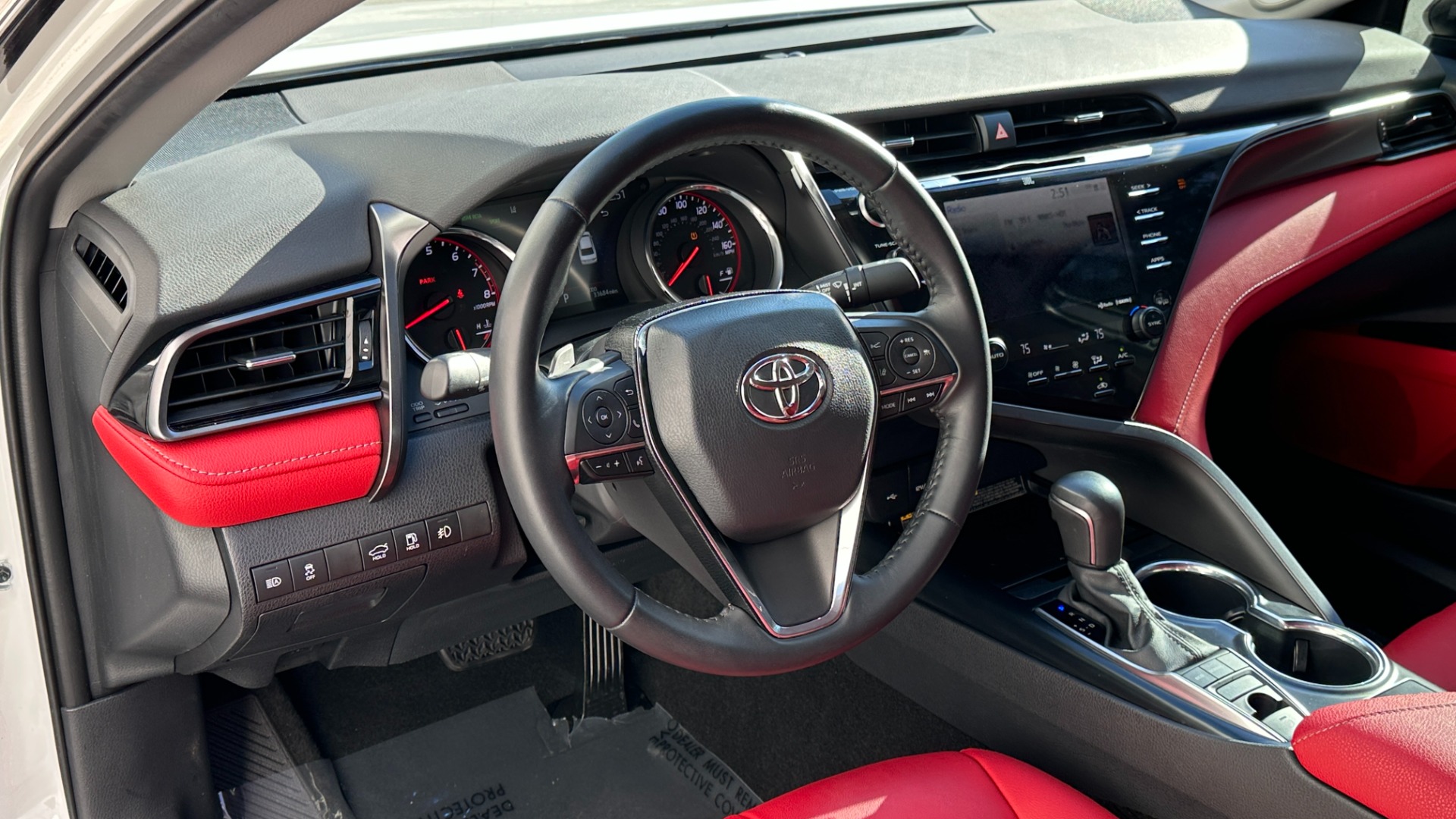 Used 2020 Toyota Camry XSE / PANORAMIC ROOF / BLACK ACCENTS ...