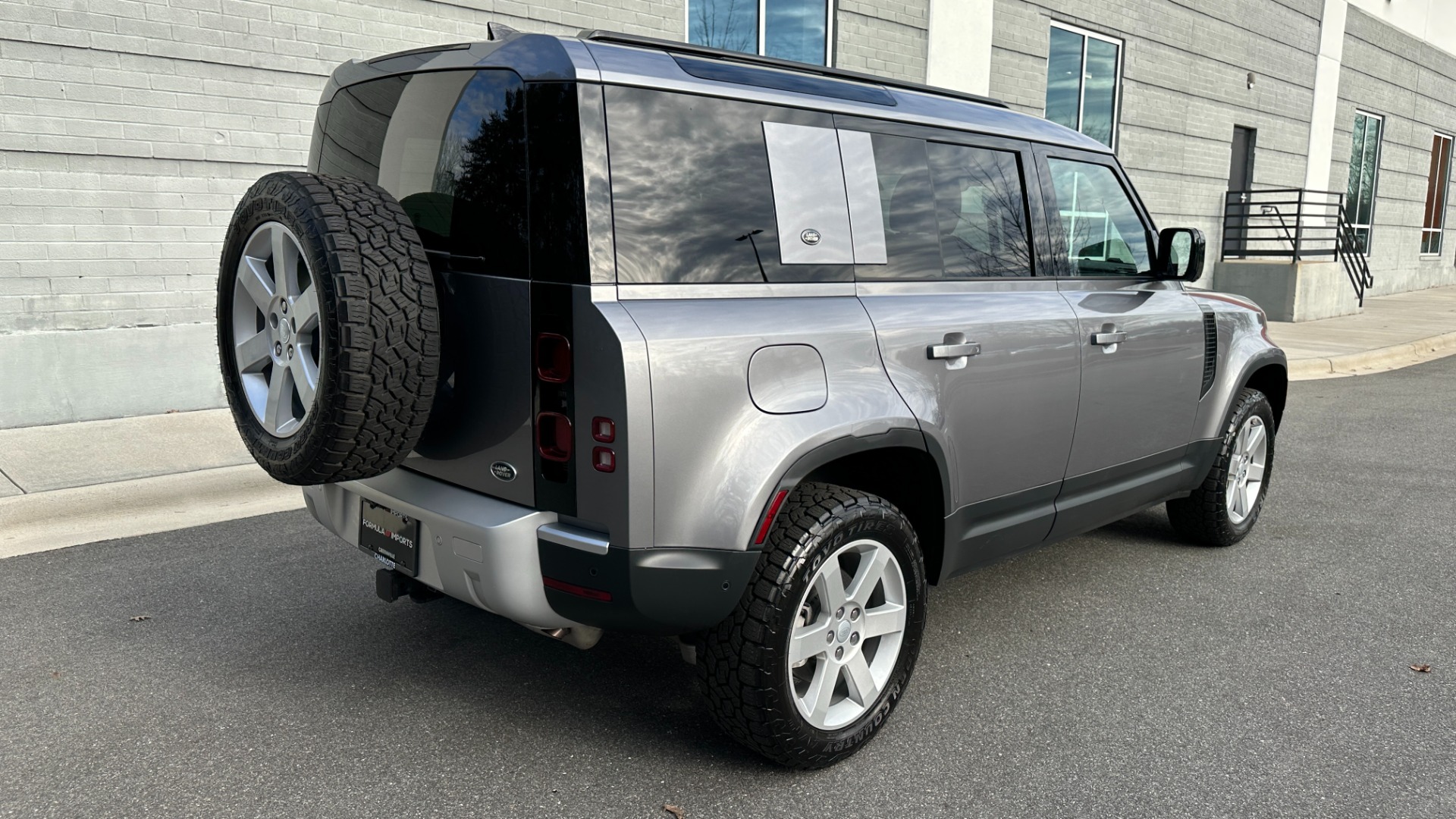 Used 2023 Land Rover Defender S LED LIGHTS AIR SUSPENSION