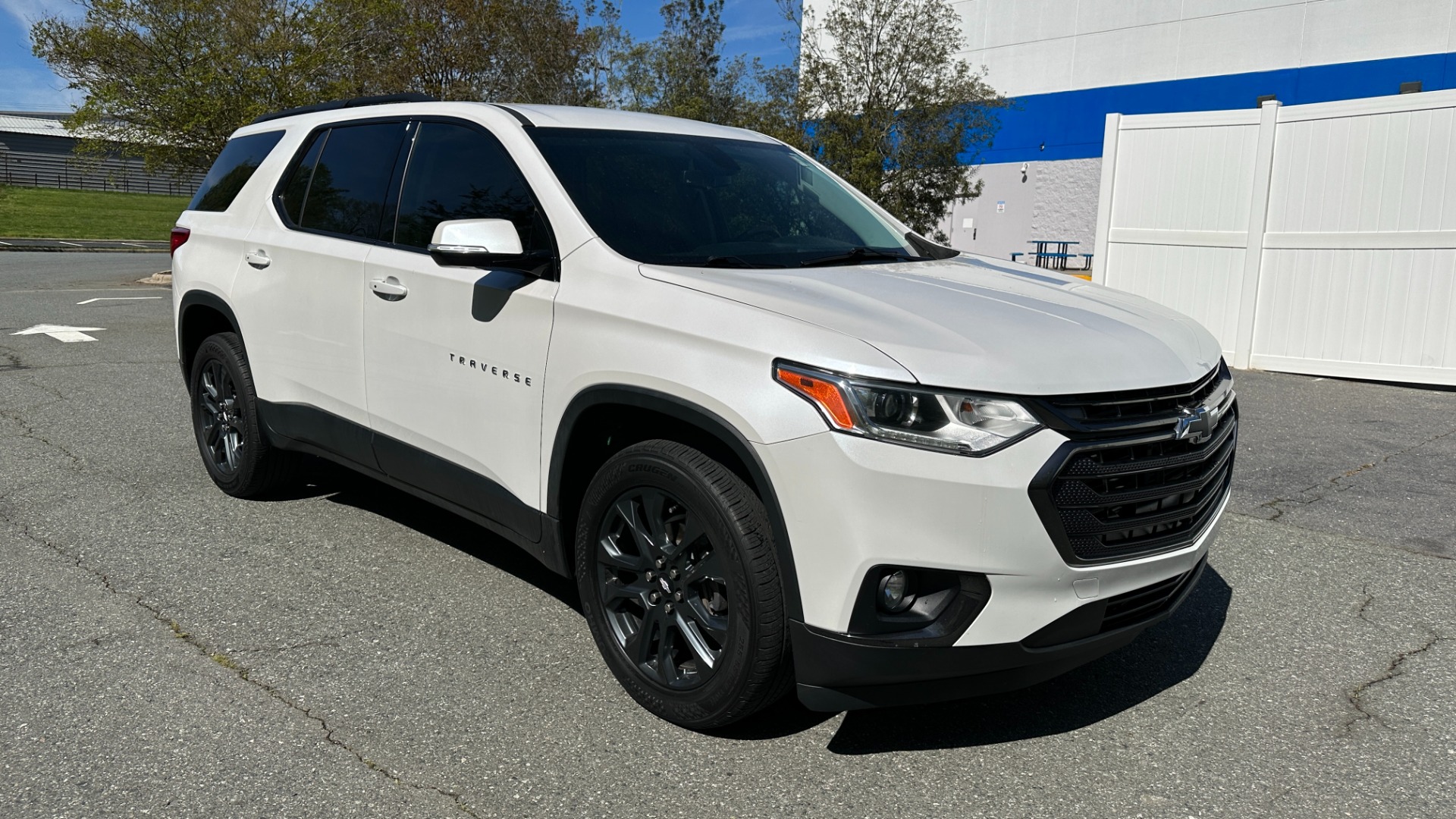 Used 2018 Chevrolet Traverse RS / REAR DVD / 3 ROW SEATING / LEATHER ...