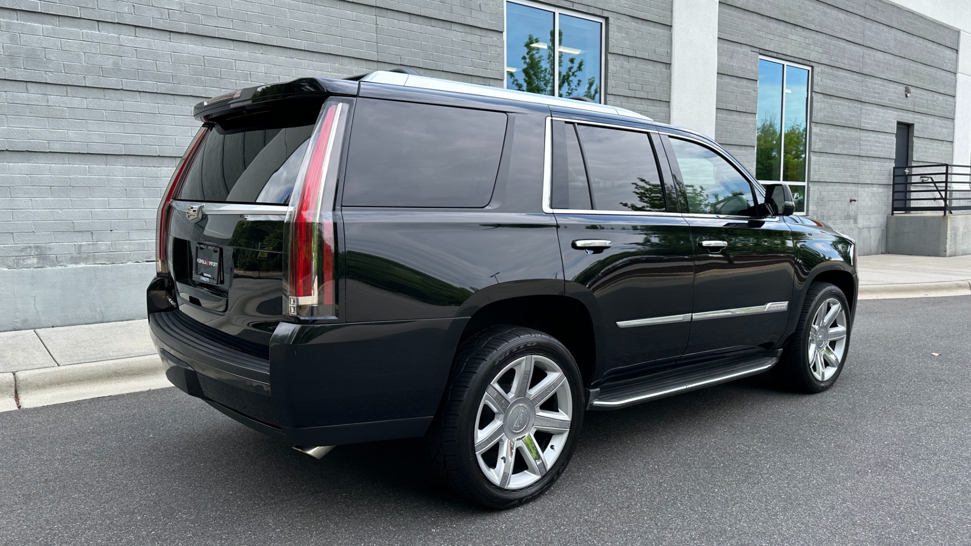 Used 2016 Cadillac Escalade PREMIUM COLLECTION / DVD / NAV / HEADS UP ...