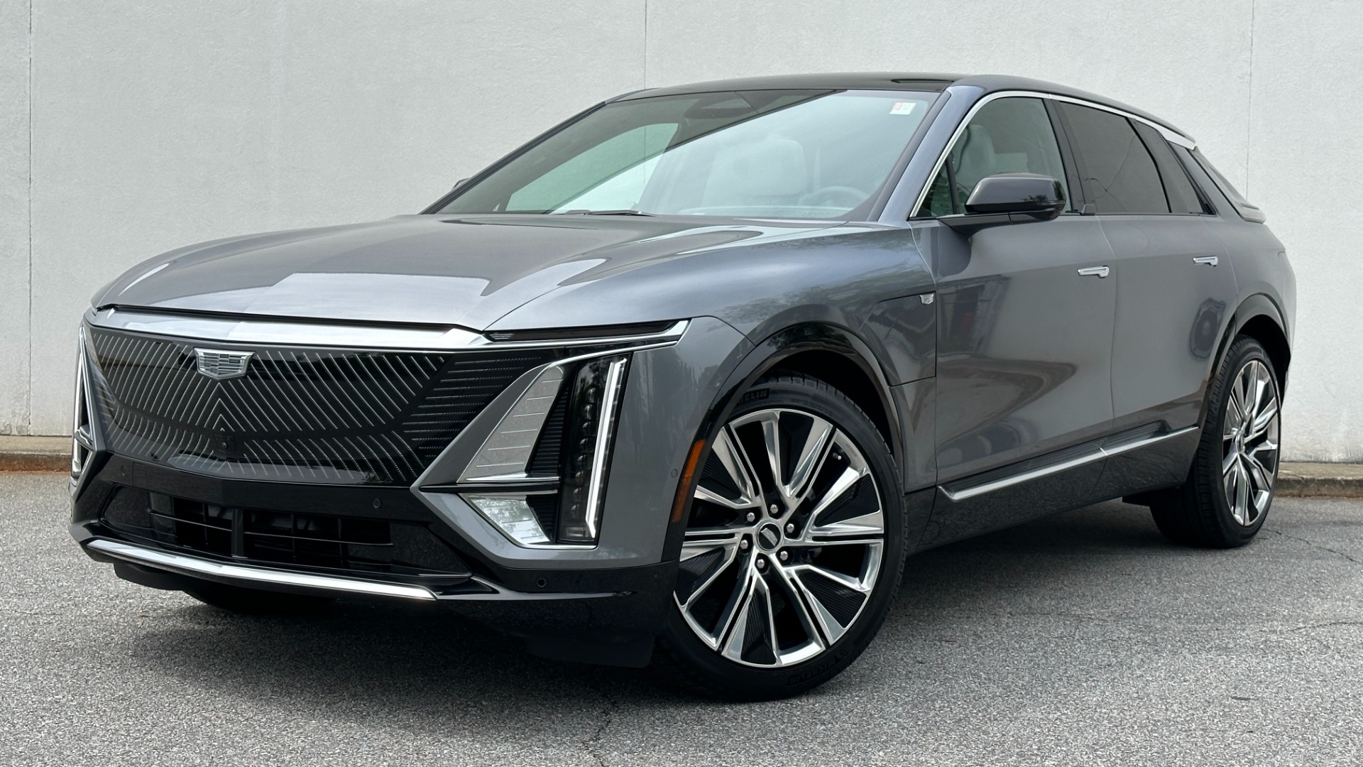 lyriq cadillac awd