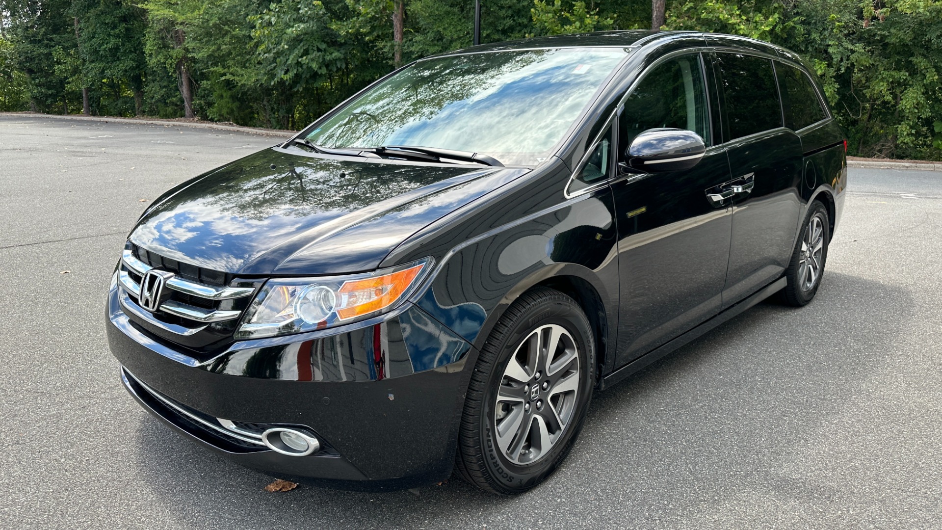 Used 2016 honda hot sale odyssey touring elite