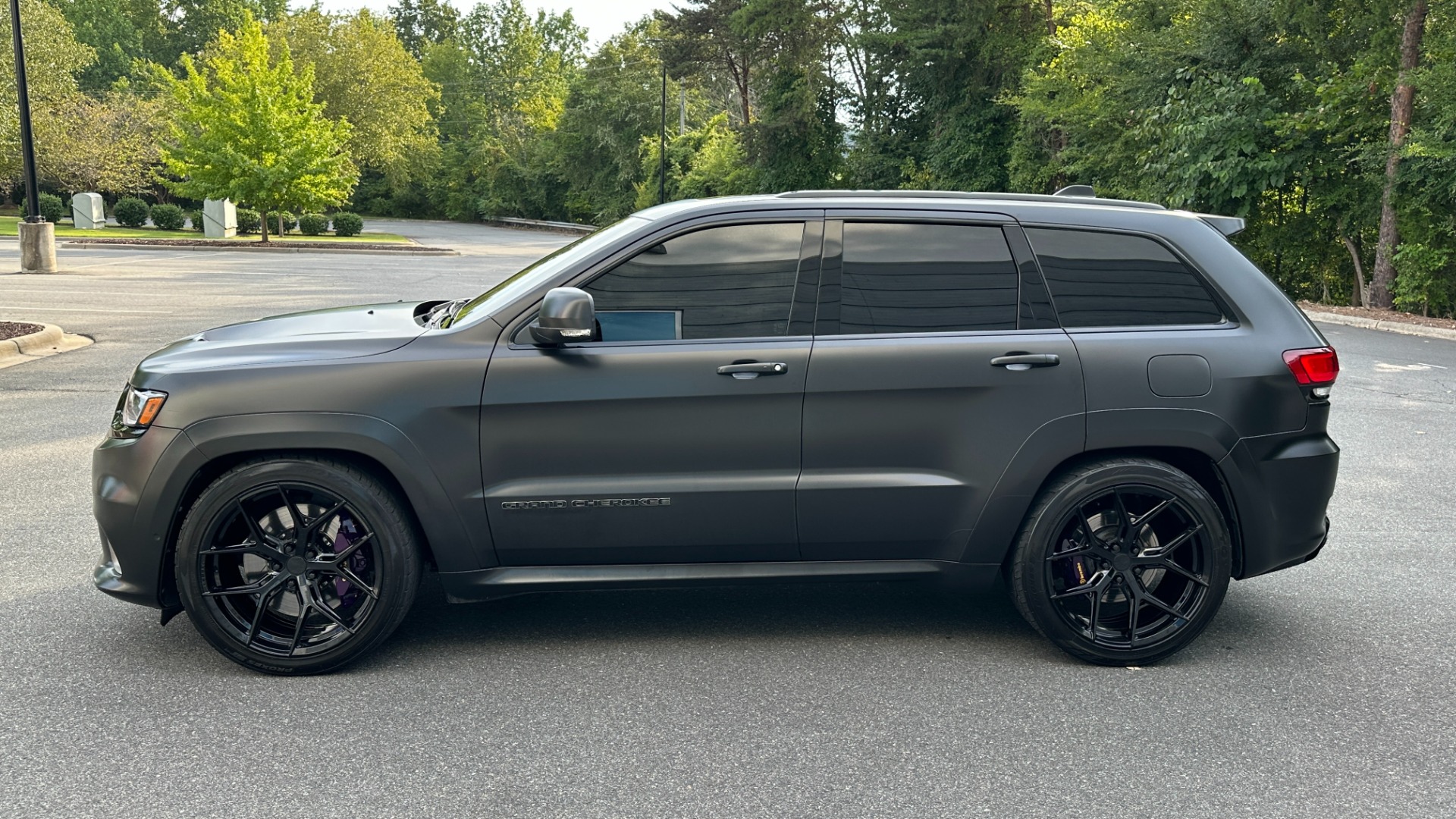 Used 2021 Jeep Grand Cherokee TRACKHAWK / SUPERCHARGED / STARLIGHT ...