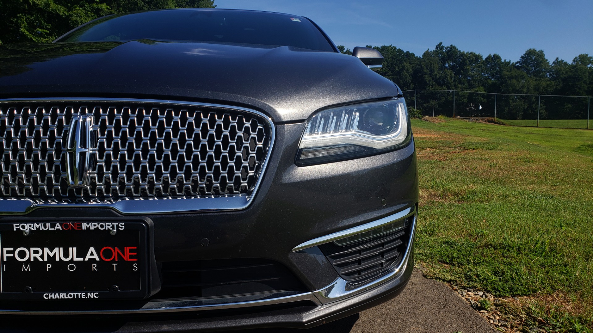 Lincoln MKZ Offers Pull-Ahead for Lease Customers - Autotrader