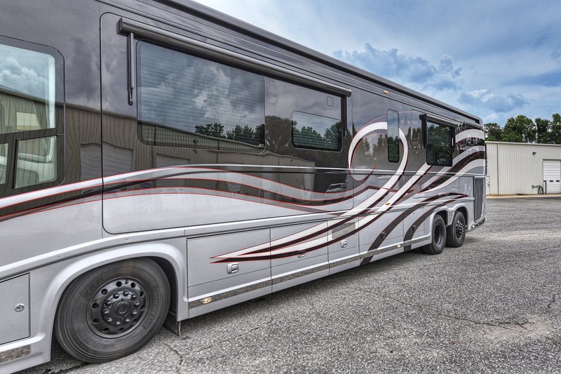 Used 2017 Newell 45 COACH QUAD-SLIDE OUT / 2020P PORSCHE DESIGN ADVANCED  STYLING For Sale ($1,099,899) | Formula Imports Stock #FC10192