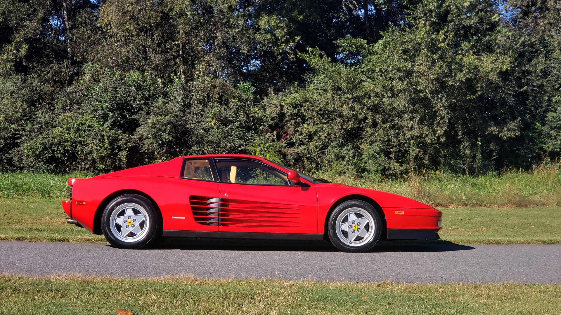 Used 19 Ferrari Testarossa Coupe 4 9l Flat 12 5 Speed Manual Low Miles Super Clean For Sale 108 999 Formula Imports Stock Fc